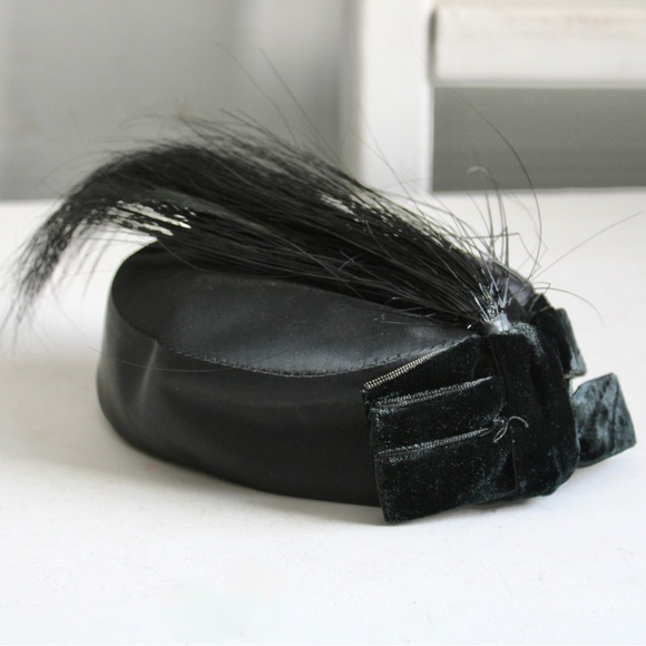 Miss Sally Victor Accessories - Miss Sally Victor Women's Vintage 1950's Black Feather Satin Pillbox Hat